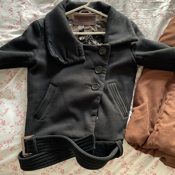 Aritzia Community Belted Bomber Jacket - Picture 4 of 6